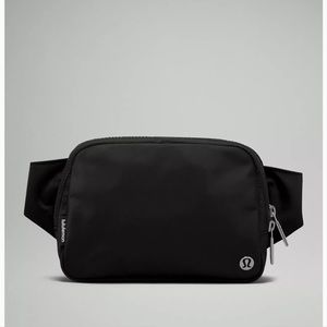NWT Lulu lemon everywhere belt bag large
